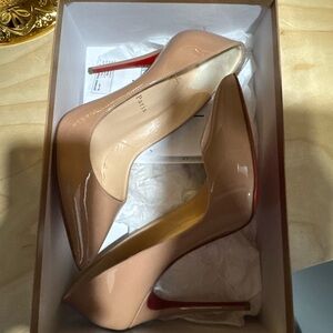 Christian Louboutin Beige Patent Leather Heels